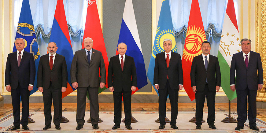 Лукашенко: ОДКБ должна прочно укрепить свой статус в международной системе сдержек и противовесов